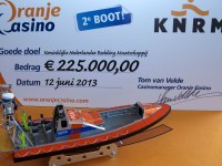 Oranje Casino doneert tweede reddingsboot aan de KNRM